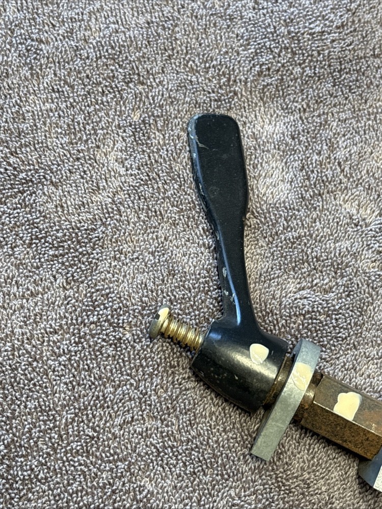 Delta 46-700 Speed Handle Used.
