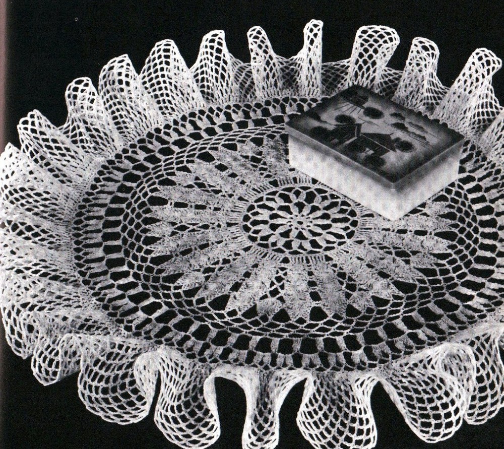Ruffled Doilies | Coats & Clark 107