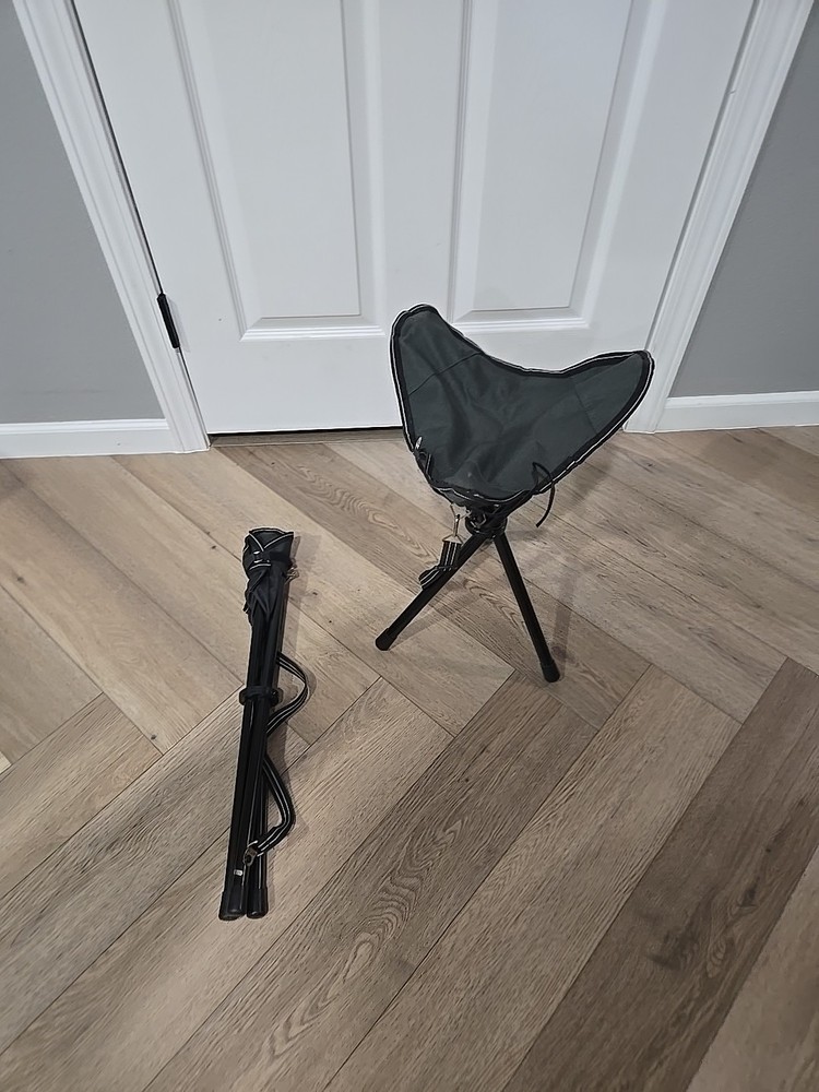 Portable Camp Stools Green (2 In Total)