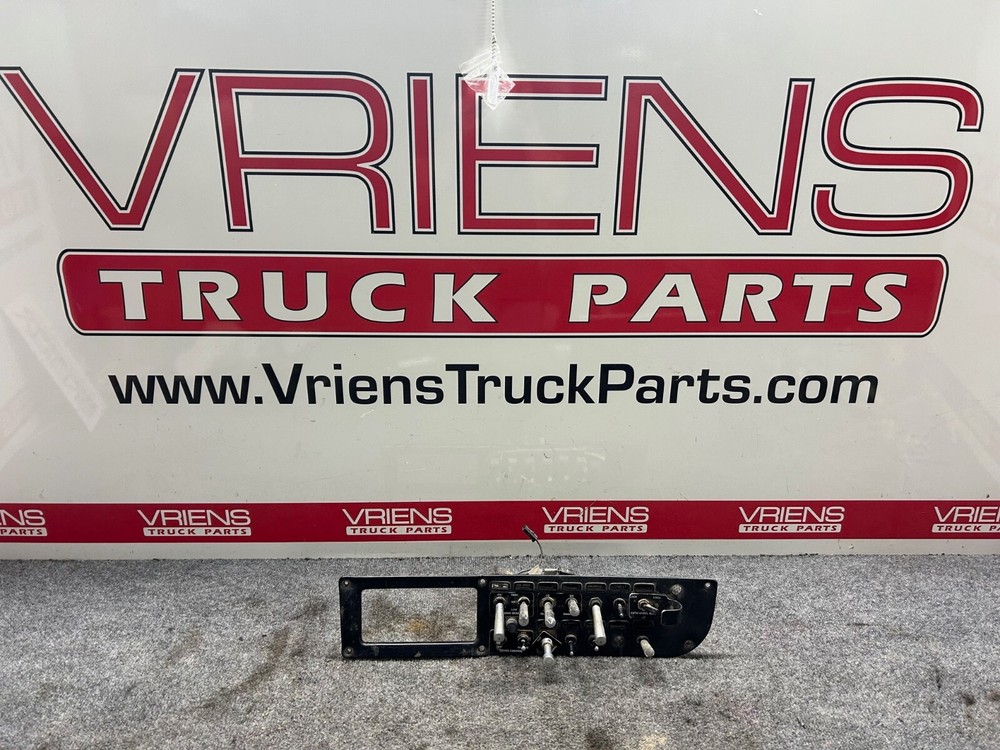 PETERBILT  17-04241-2F00 PETERBILT DASH PANEL