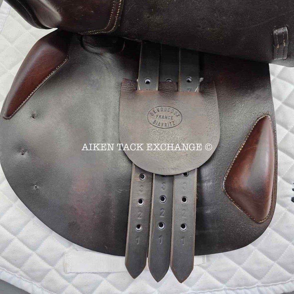 2003 Devoucoux Socoa Jump Saddle, 17" Seat, 2 Flap (Read Description)