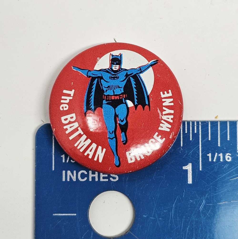 Vintage 1966 Batman Bruce Wayne Pinback Button NPP Inc Creative House Chicago