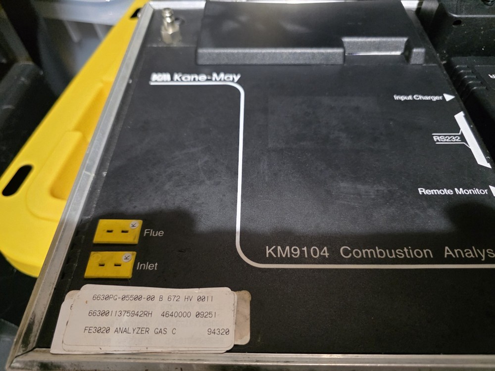 KM9104 COMBUSTION ANALYZER Used