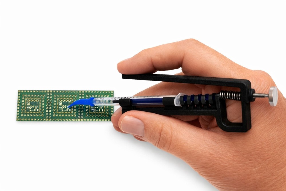 Spoty Micro-Dot Solder Paste Syringe Dispenser – Precision SMD PCB Tool