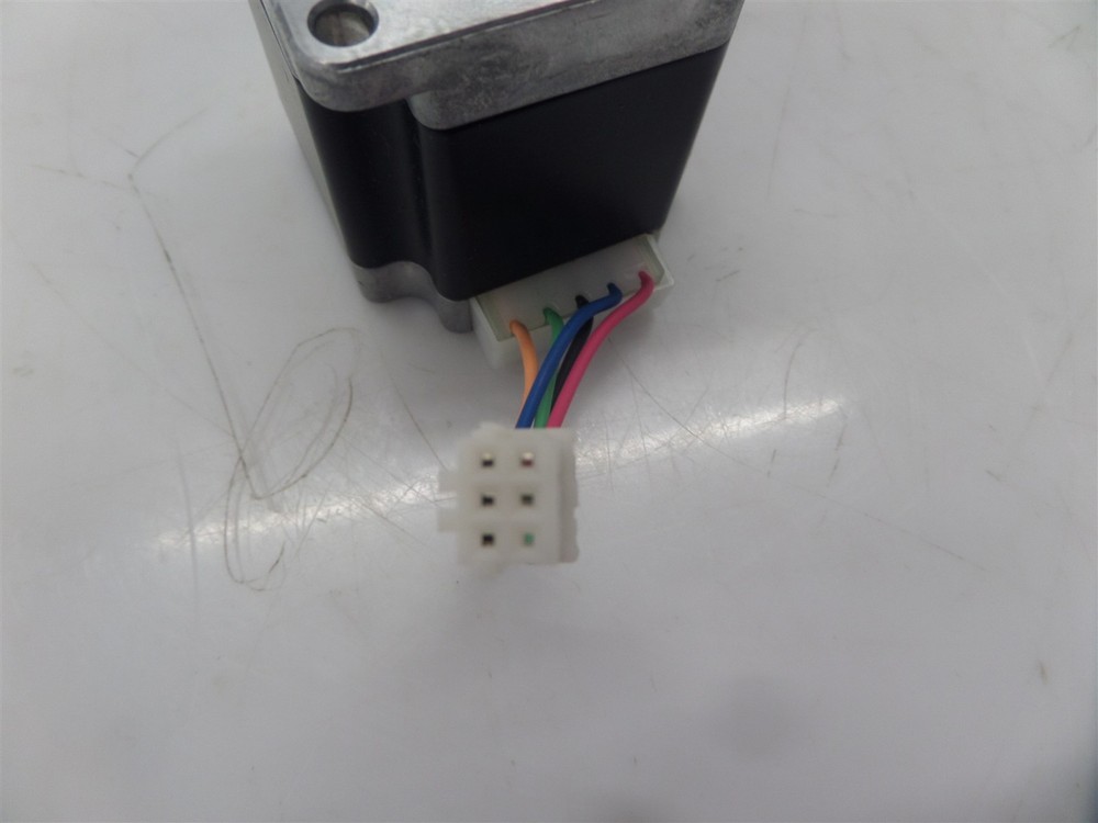 Vexta PV556A 5-Phase Stepping Motor