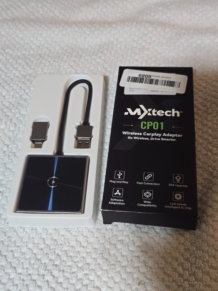 Wireless CarPlay Adapter for iPhone Plug & Play Converter Dongle USB/USB-C Fast