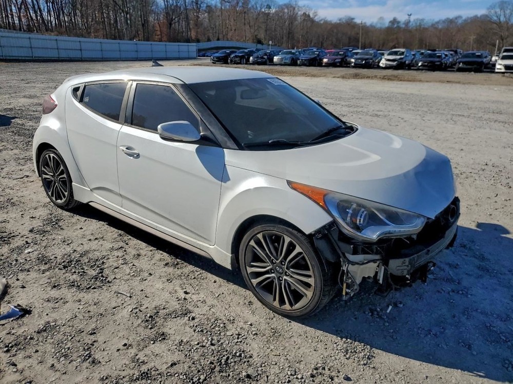 VELOSTER 2016 Glove Box 4937476
