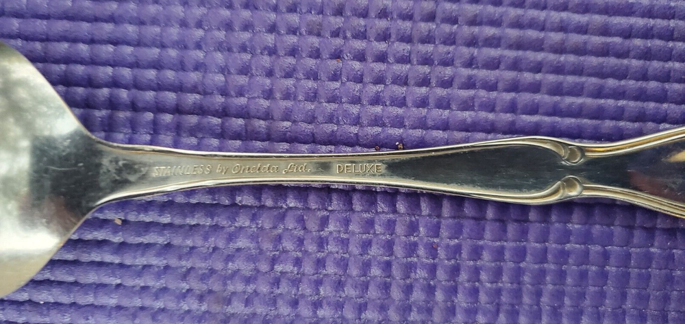 Oneida Community CANTATA Glossy Stainless Serving Spoon 8 3/8"
