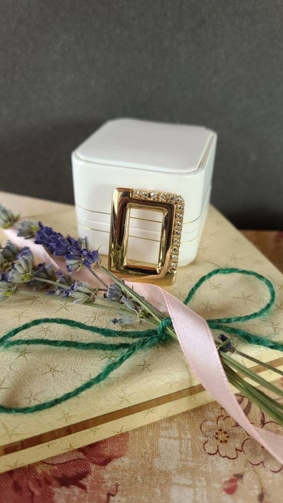 Parklane Rectangular Rhinestone Gold Pendant