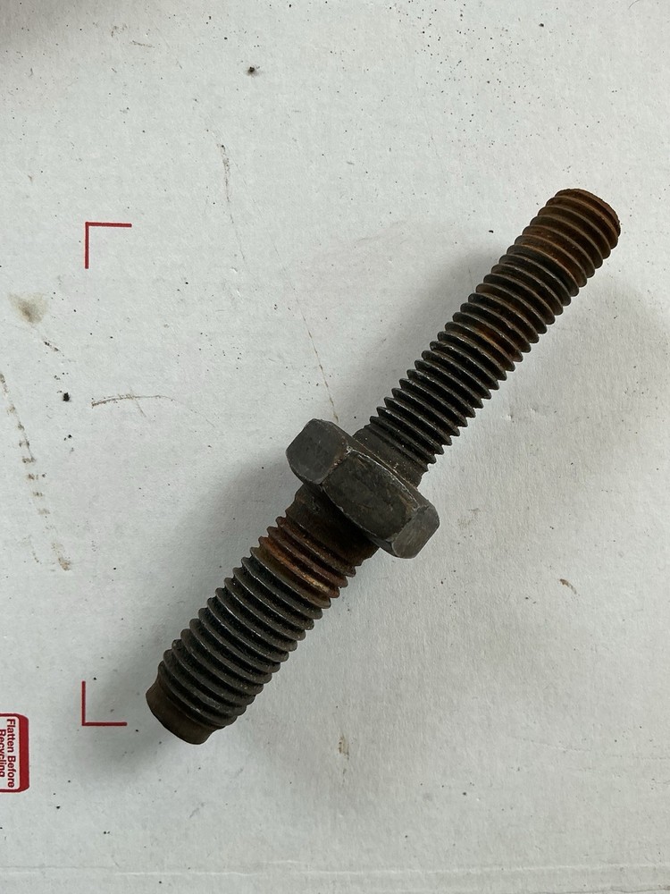 1980-96 Ford -150 Bronco 4x4 Coil Spring Stud