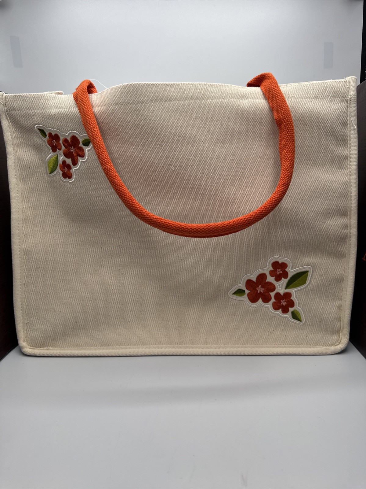 *New Disney Aulani Exclusive Canvas Tote With Patches Shoulder Bag Foldable Flap