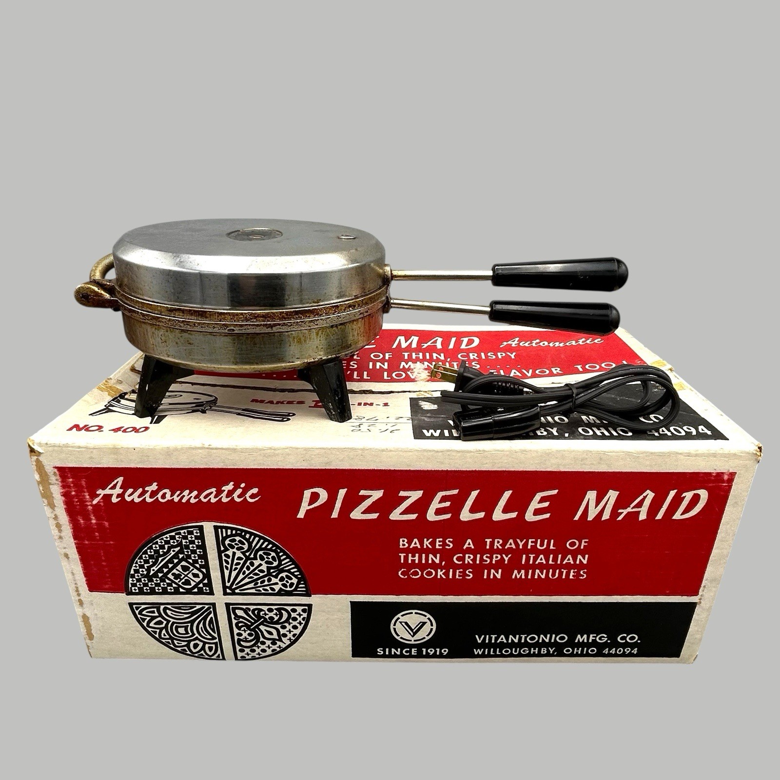 Vitantonio Pizzelle Maid Model 400 Automatic Pizzelle Maker Italian Cookie Used