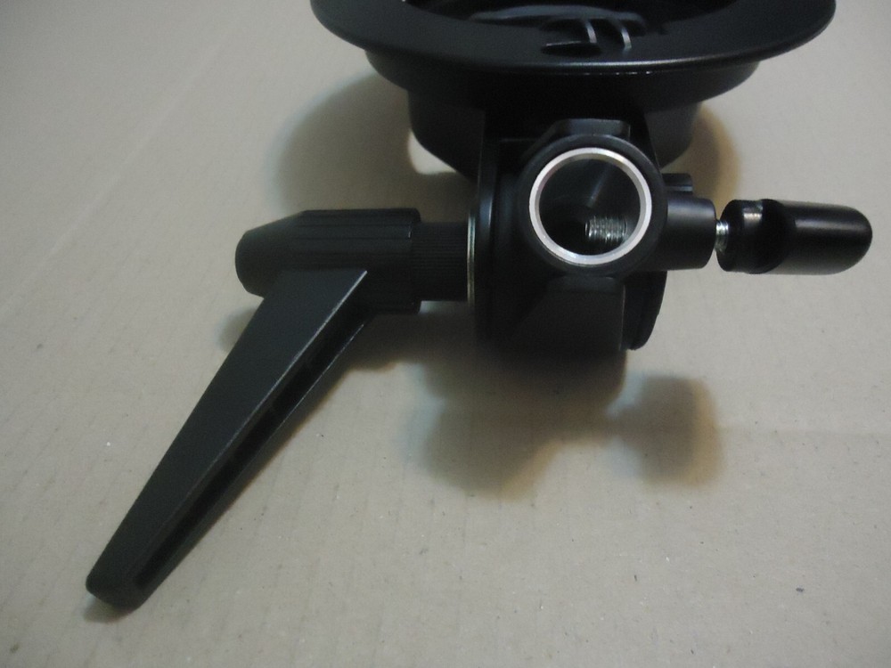 S-Type Flash Bracket Holder Bowens Mount For Speedlite Flash