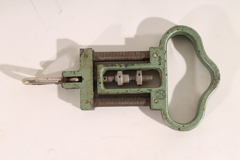 1 Piece Old Spring Scale Freiberger Precision Mechanics Hand Scale Scale