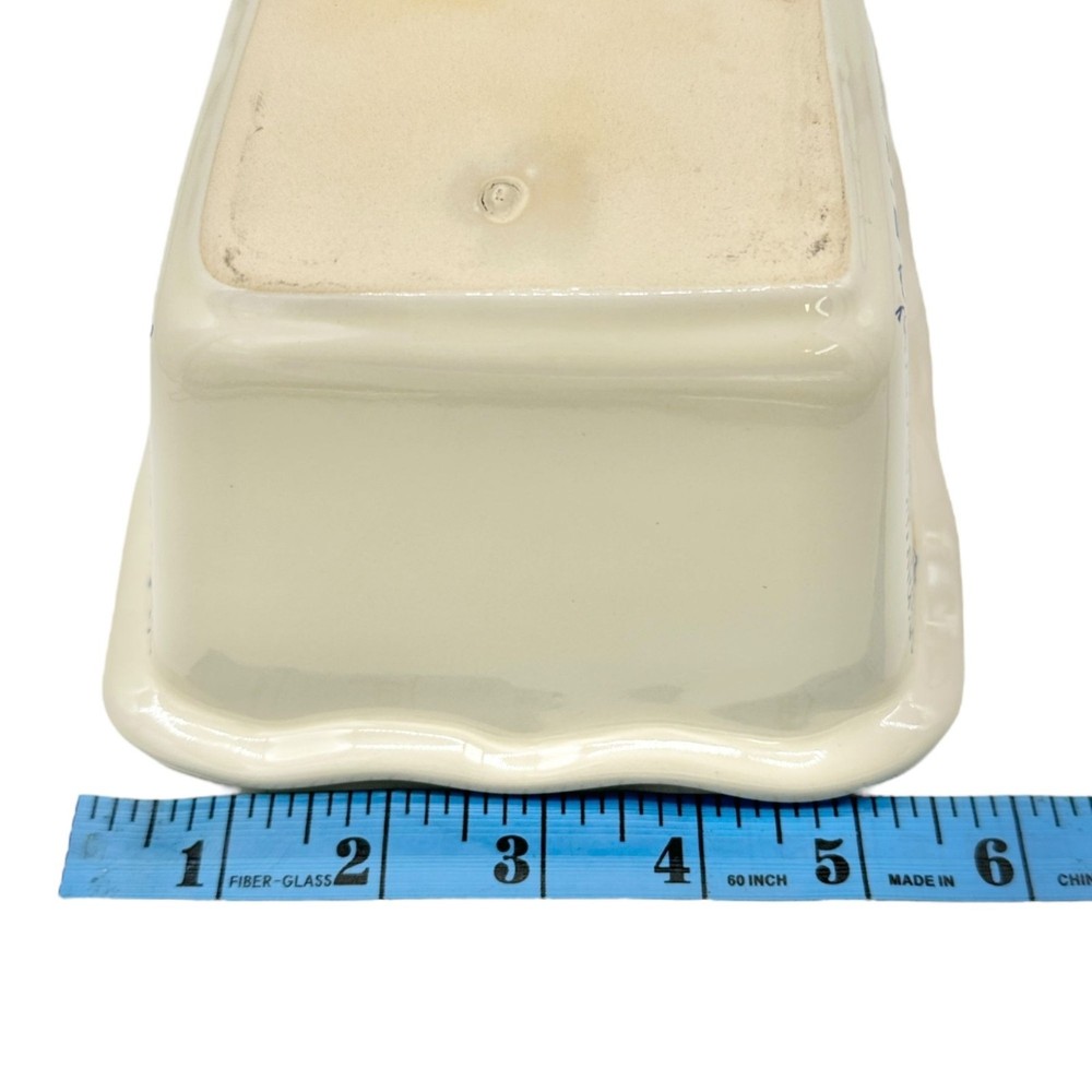 Christmas Tree Ceramic Baking Dish Scalloped Edges Festive Pattern