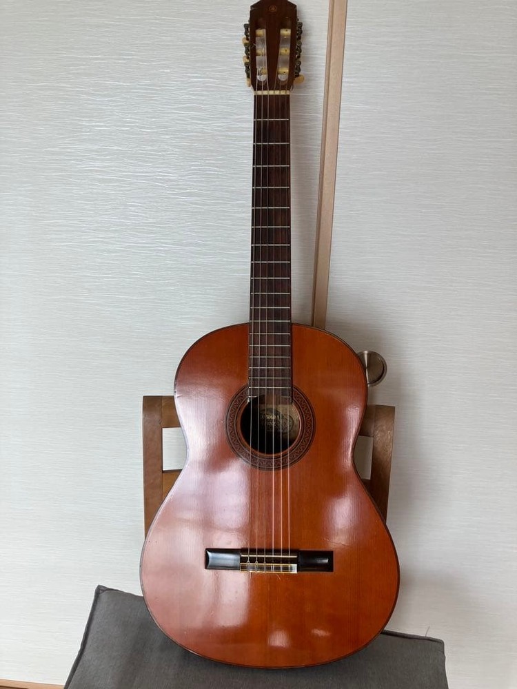 Yamaha C-D Classical Guitar Vintages No Case