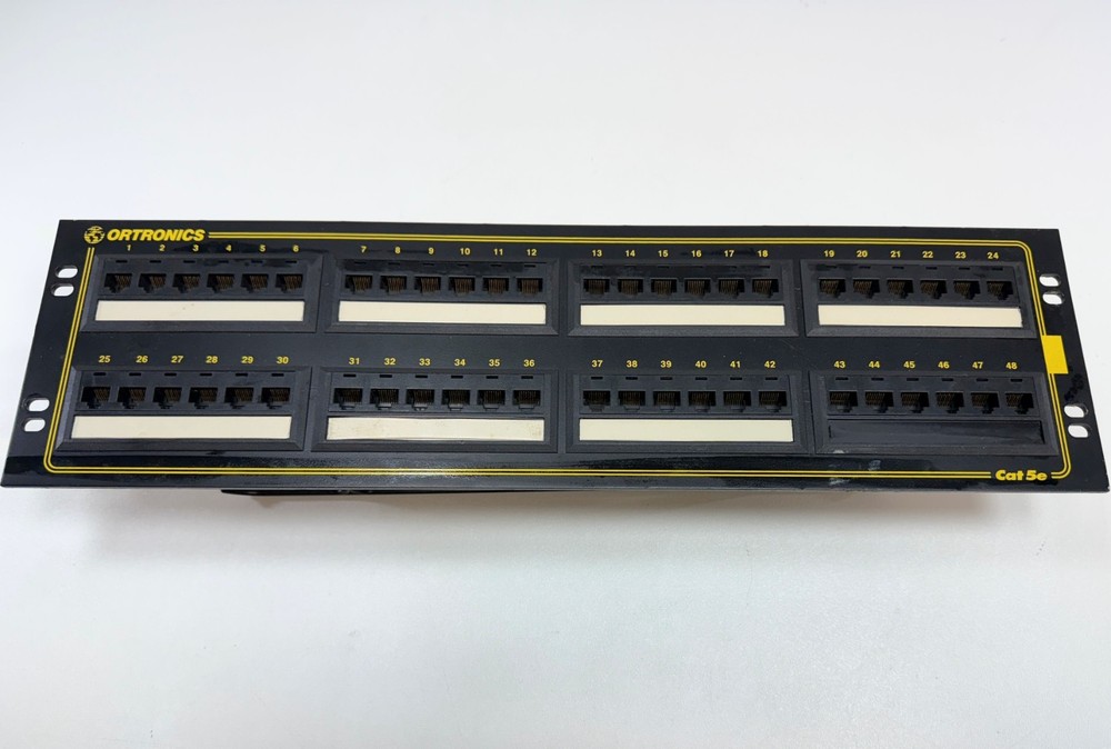 ORTRONICS  CAT 5E Panel 48 port