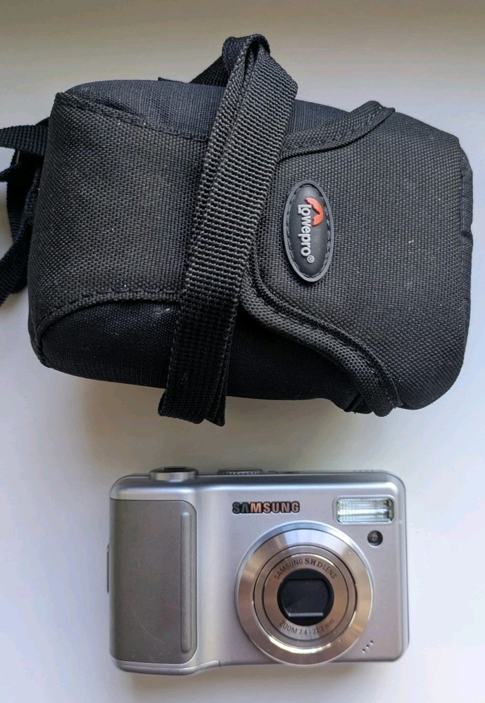 Samsung Digimax S1030 10.1MP Digital Camera - Silver