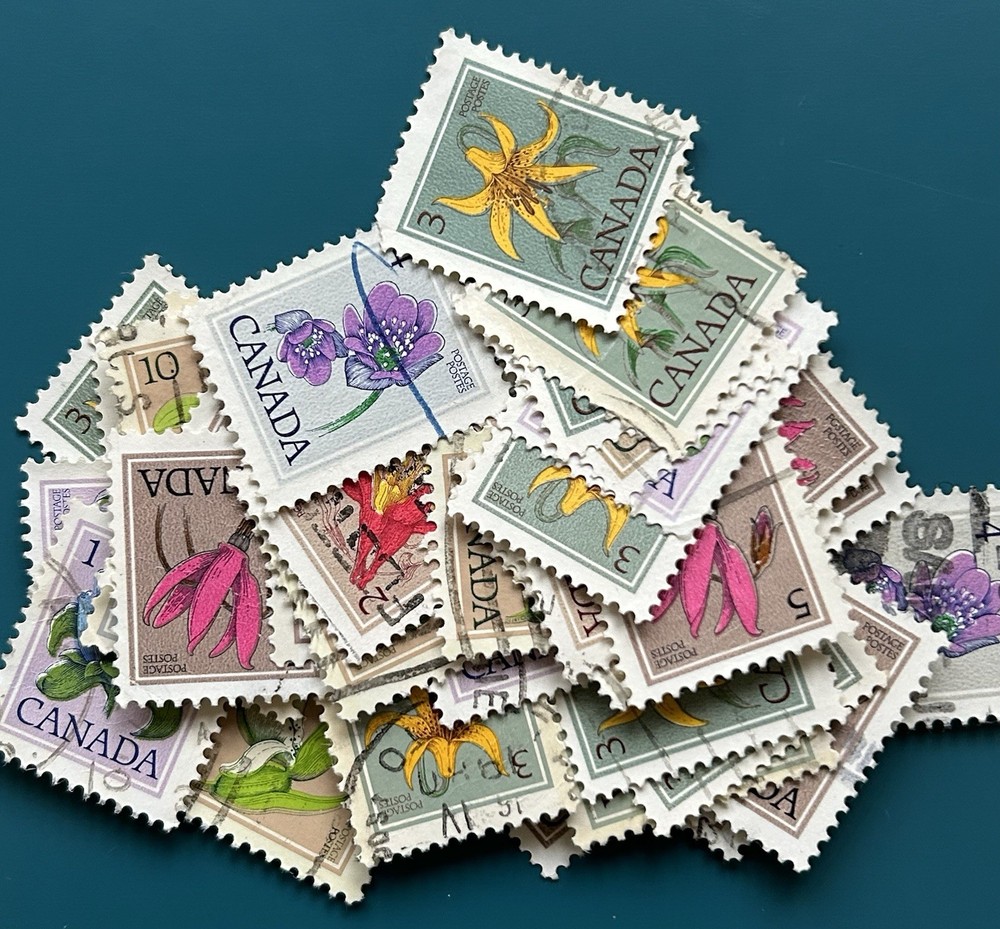 Lot115 Canada Stamp Clearance