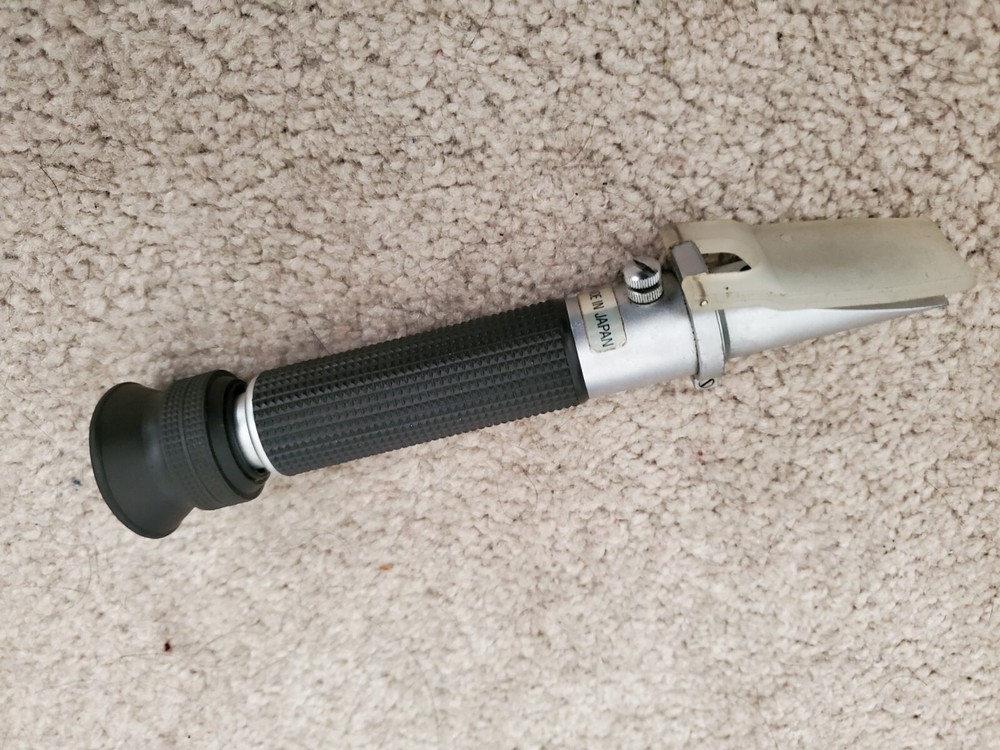 Cincinnati Milacron Hand Refractometer & case Made in Japan