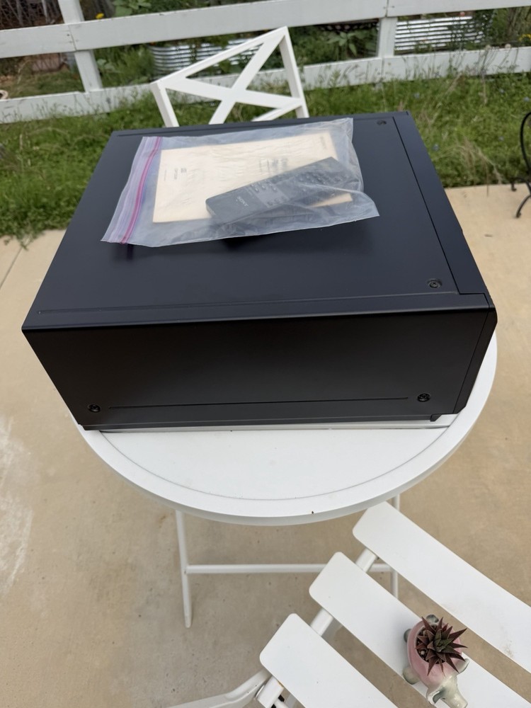 SONY CDP-CX200 Compact Disk MEGA STORAGE 200 CD PLAYER REMOTE MANUAL TESTED