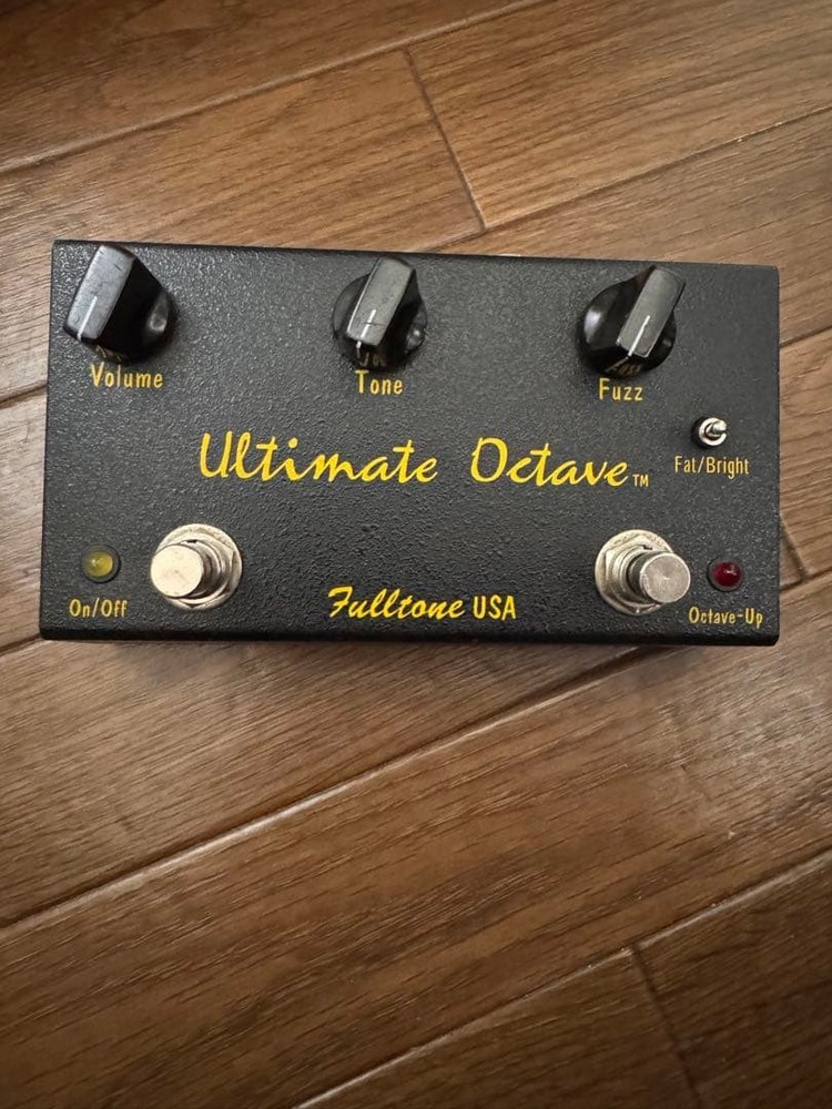 Fulltone Ultimate Octave guitar effector