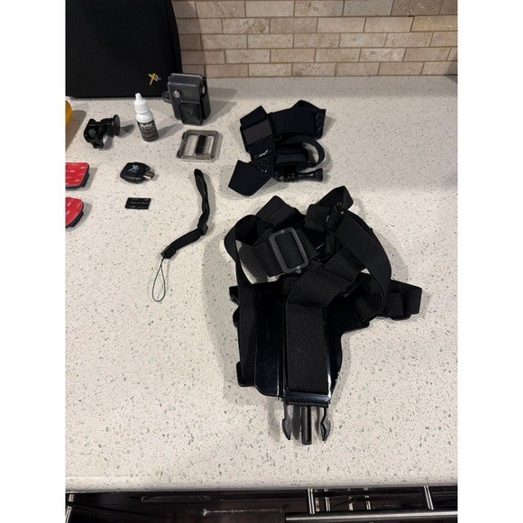GoPro Hero HWBL1 Action Camera bundle - Grey WORKS
