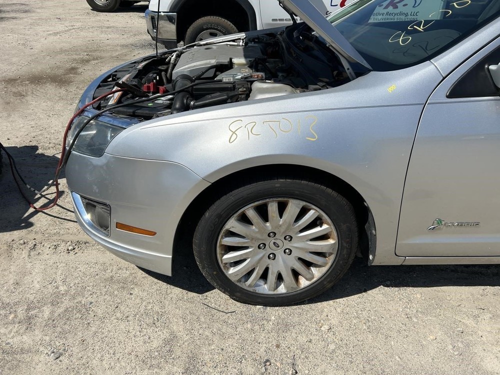 FUSION 2011 High Mounted Stop Light 104909883