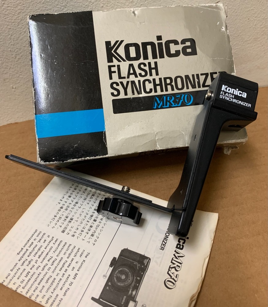 Konica Flash Synchronizer Bracket part for digital camera slave for MR-70