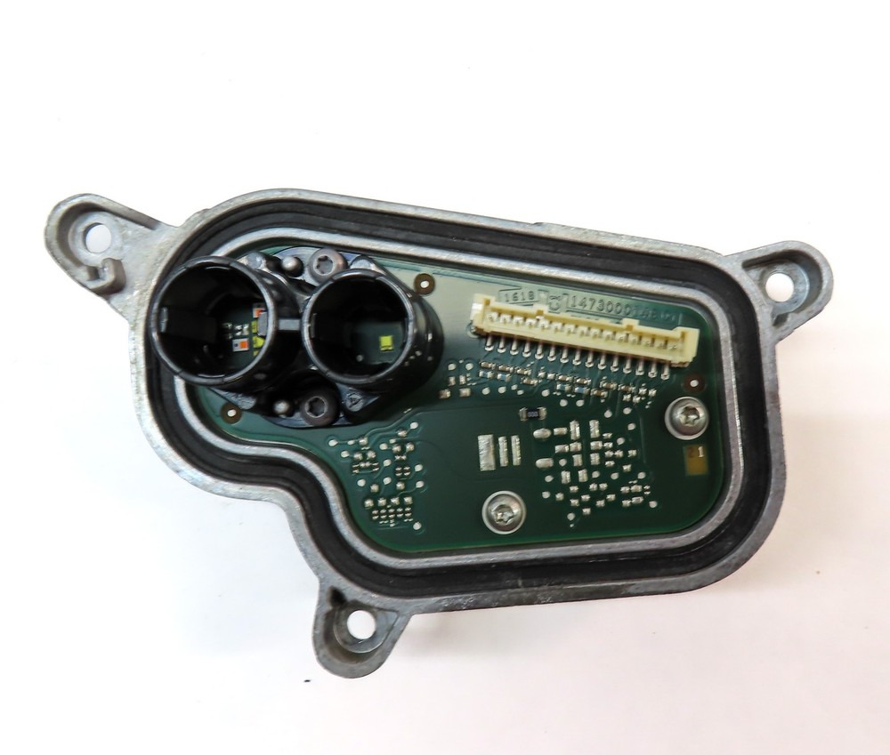 2019 AUDI S5 (B9) FRONT RIGHT PASSENGER HEADLIGHT LAMP CONTROL MODULE