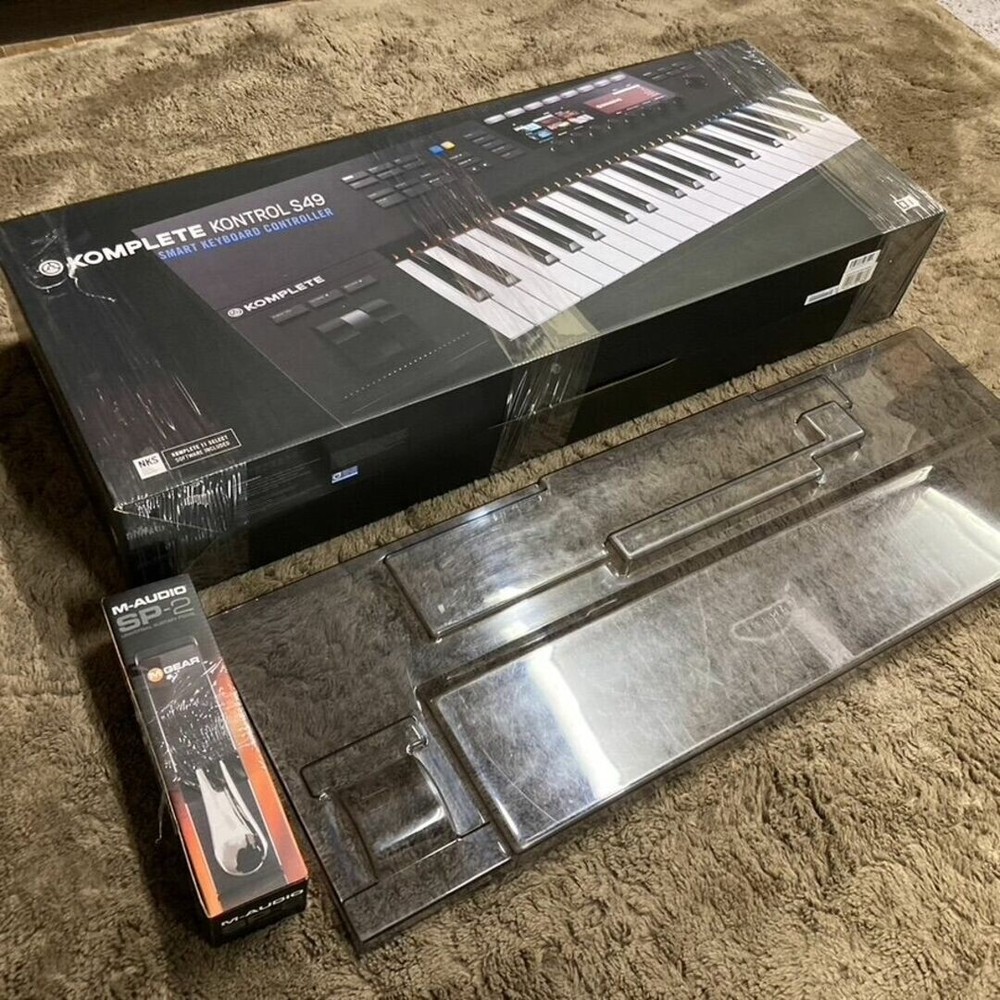 Native Instruments Komplete Kontrol S49 Mk2 Controller Keyboard MIDI Black