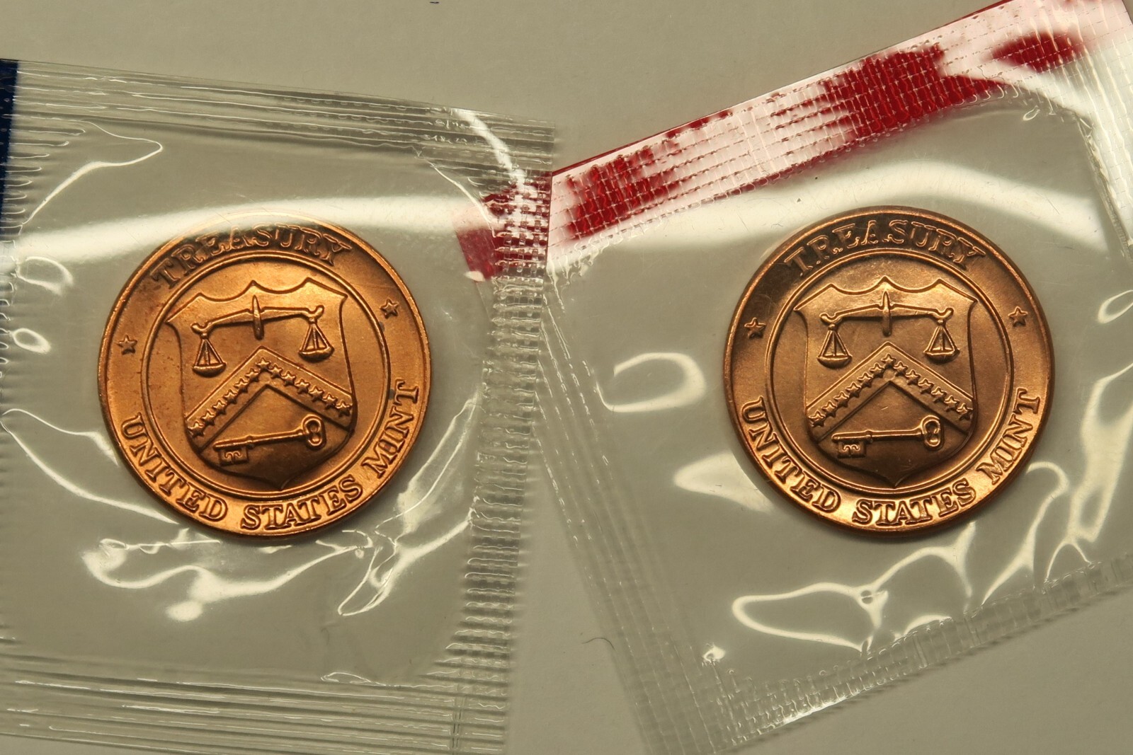 US Mint Treasury Uncirculated Philadelphia & Denver cent sized Medals tokens