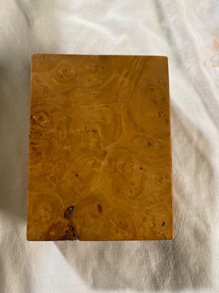Silicon Electronics MAPLE BURL WOOD CLOCK 4” GOLD TRIM