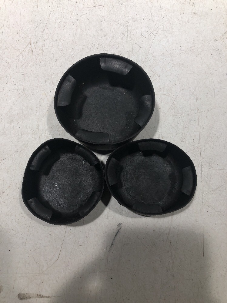 02-09 TRAILBLAZER ENVOY BRAVADA CONSOLE 3PC. RUBBER CUP HOLDER RUBBER INSERT OEM