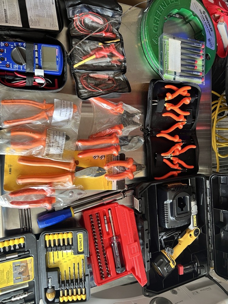 Electrician Hand Tools