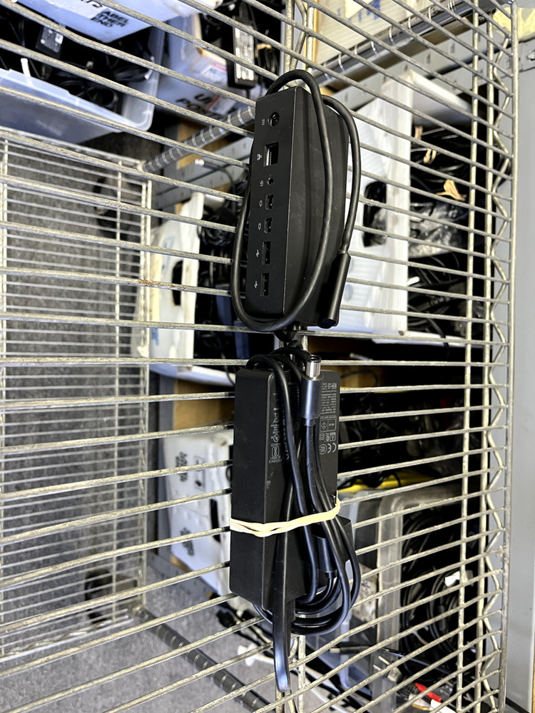 Microsoft 1661 Docking Statiion/AC Adapter -  Microsoft Surface Pro 3, 4, 5, 6