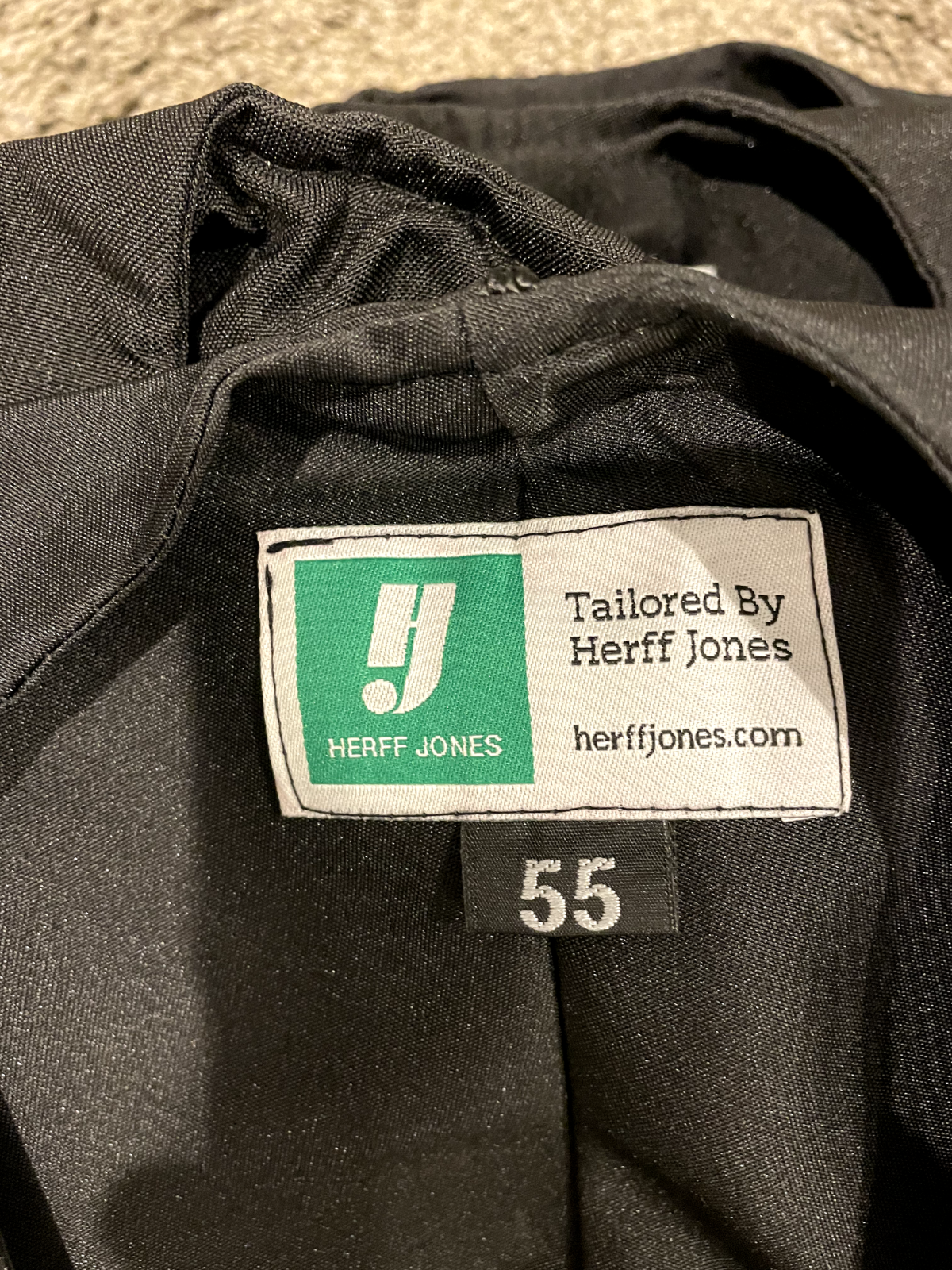 USC Bachelors Graduation Gown Herff Jones Black - Multiple Sizes