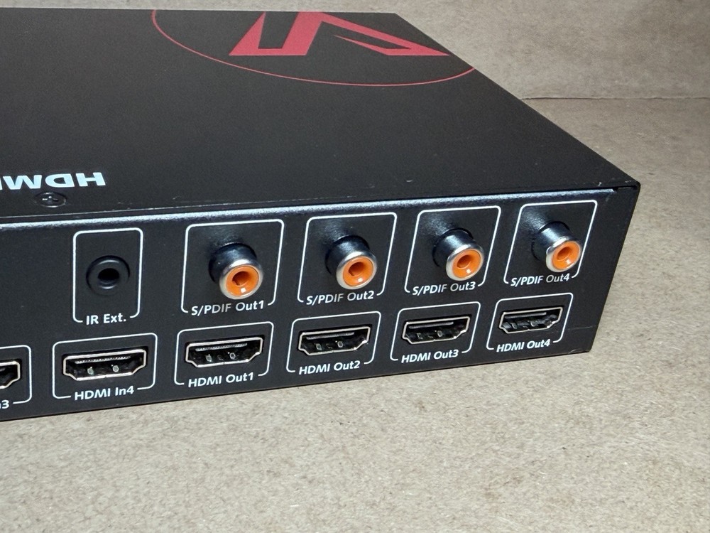 AV Access HDMI Matrix Splitter Switch 4KMX44-H2 w/ Remote