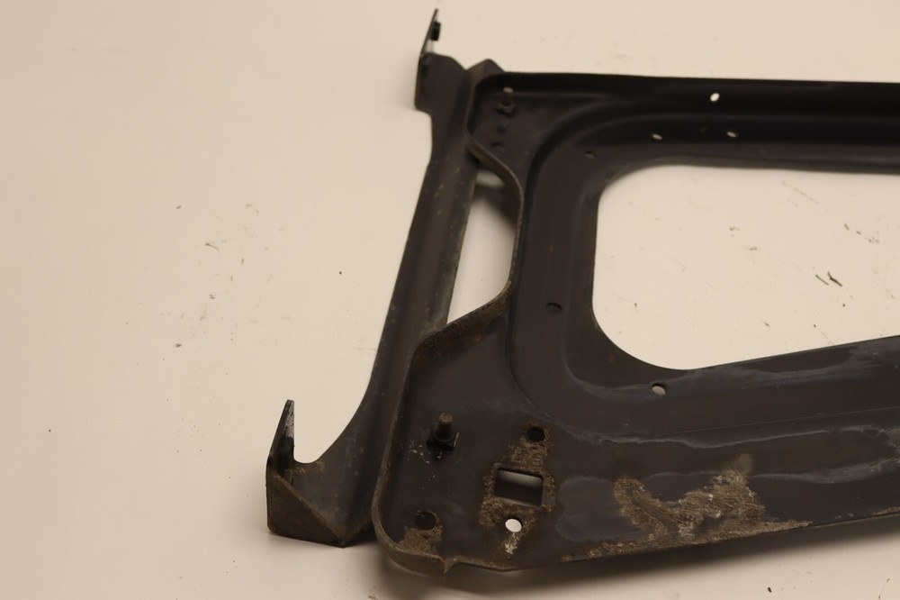 2018-2024 VOLVO VNL 860 LEFT DRIVER SIDE FRONT MOUNT FAIRING SUPPORT BRACKET OEM