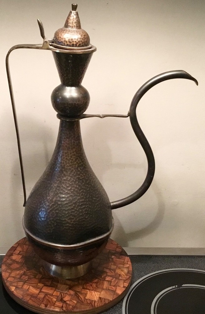 AGED BRASS COFFEE TEA WATER POT MIDDLE EASTERN ARABIC ISLAMIC ETCHED PATTERN