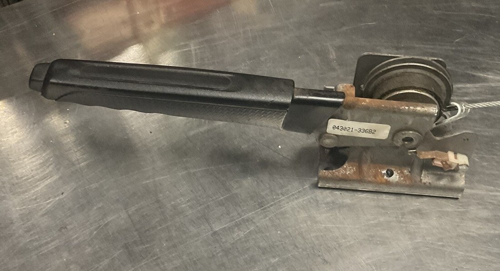Jeep JKU Emergency Brake Handle Assembly