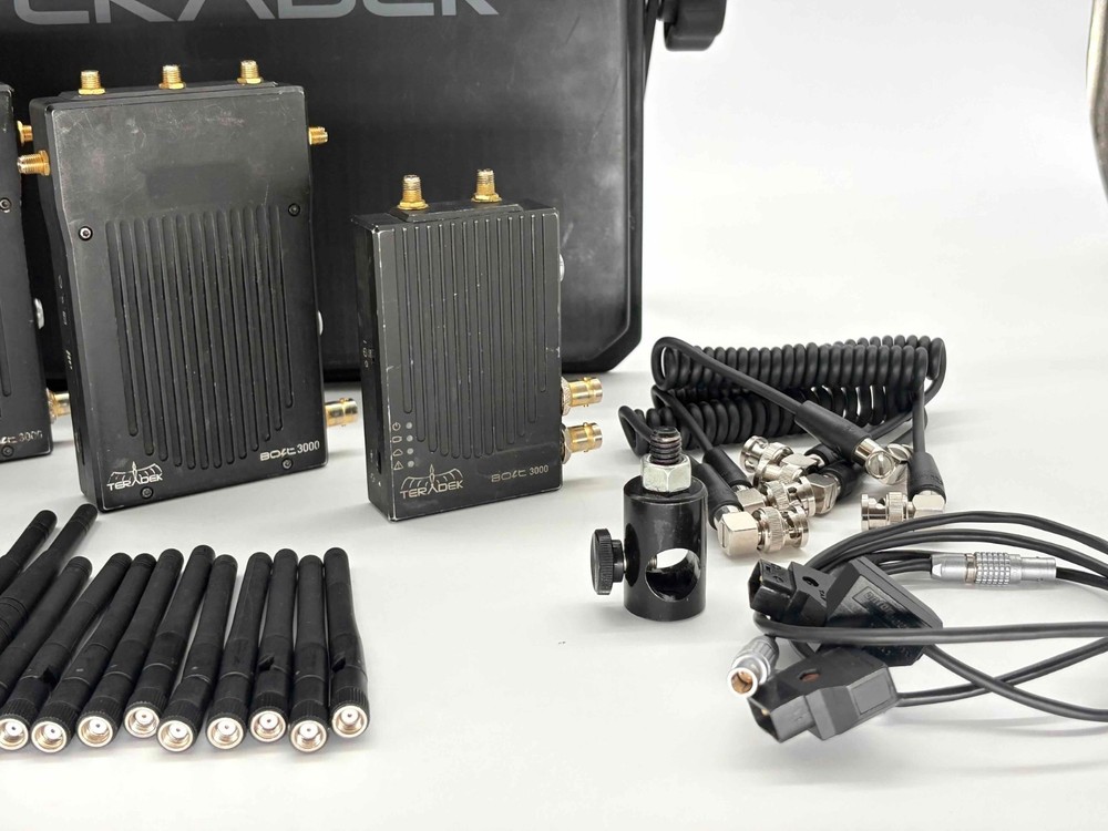 Teradek Bolt 3000 1:2 TX/RX Kit with Antenna Array