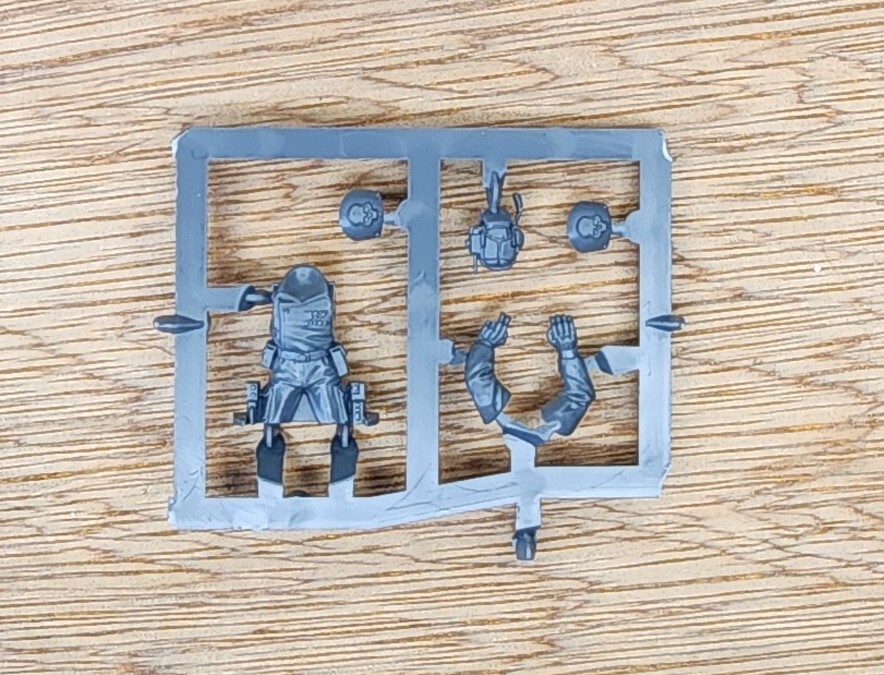 Imperial Guard Leman Russ Crew Bits