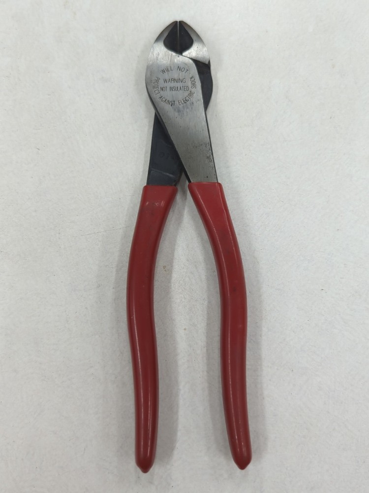 2pc Klein Tools D228-8 8" & D252-6 6" Lineman Diagonal-Cutting Pliers Set