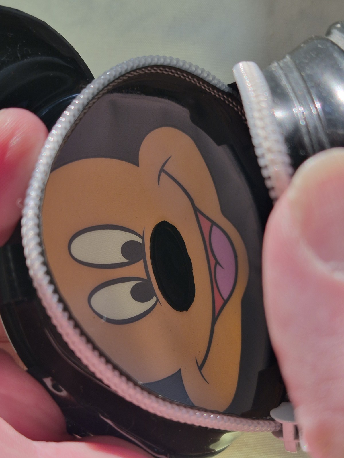 DISNEY MICKEY MOUSE BLACK COIN PURSE