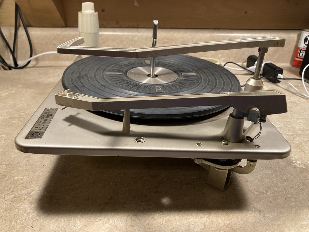 Vintage Micromatic W620 02-01 Record Player Changer Untested. Read Description