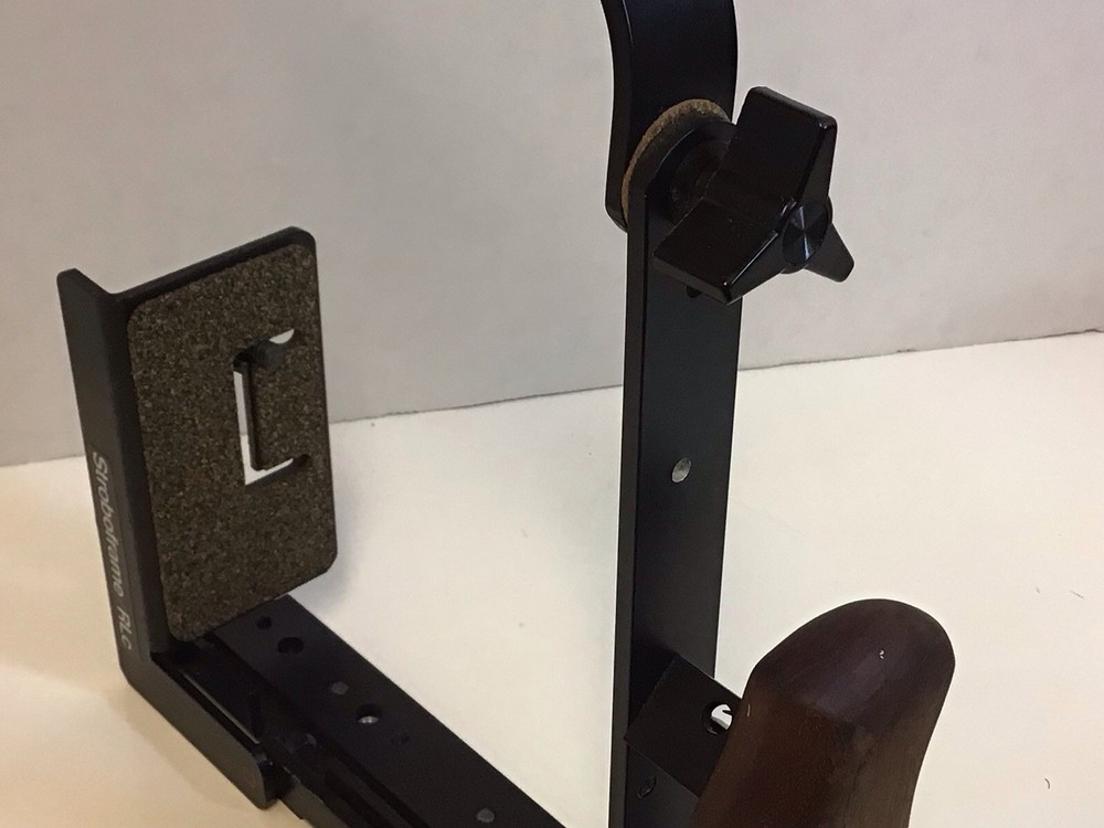 STROBOFRAME RL/C Camera Flash Bracket Designed For 35mm & 645 Cameras