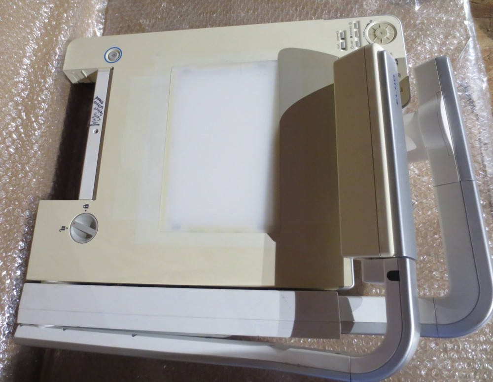 ELMO P100 Visual Presenter & Document Camera No Power Adapter