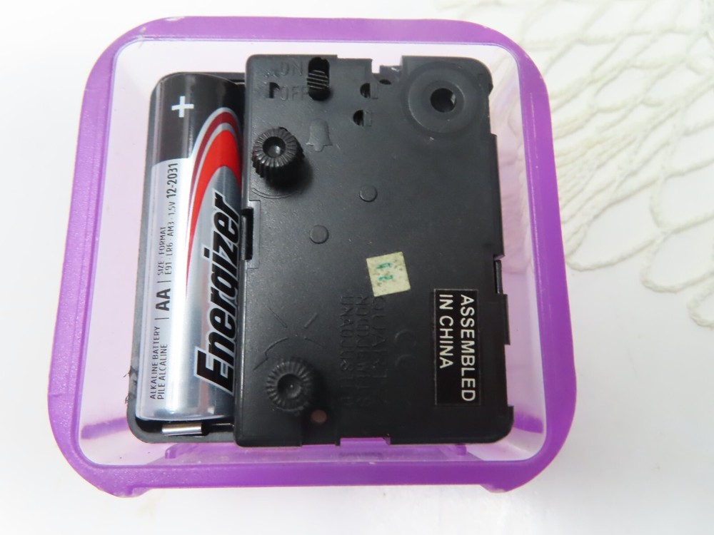 DIGITECH Quartz Alarm Clock Alarm Travel Size Second hand Working