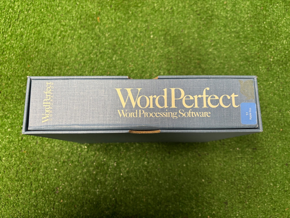WordPerfect Apple IIGS w/manuals